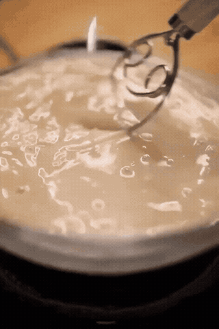 Three-second macro footage showing active yeast fermentation